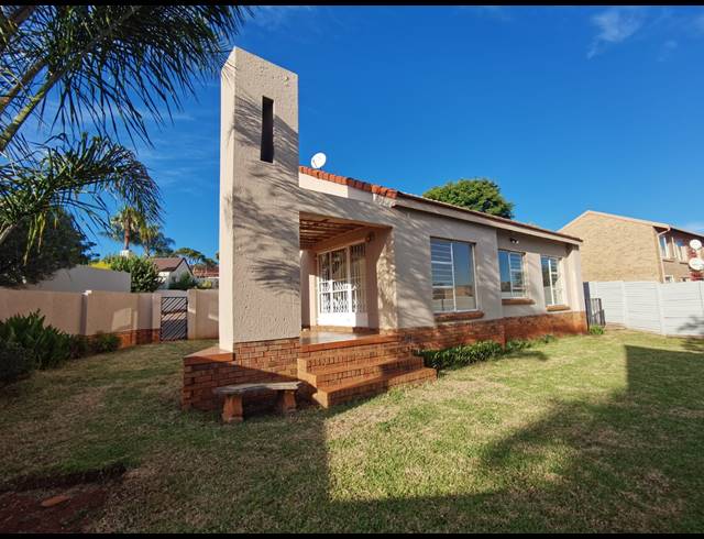 2 BEDROOM HOUSE FOR SALE IN FAERIE GLEN